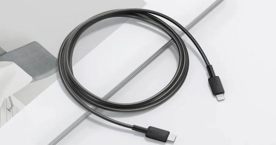 كيبل USB-C إلى Lightning بطول 1.8 متر من أنكر