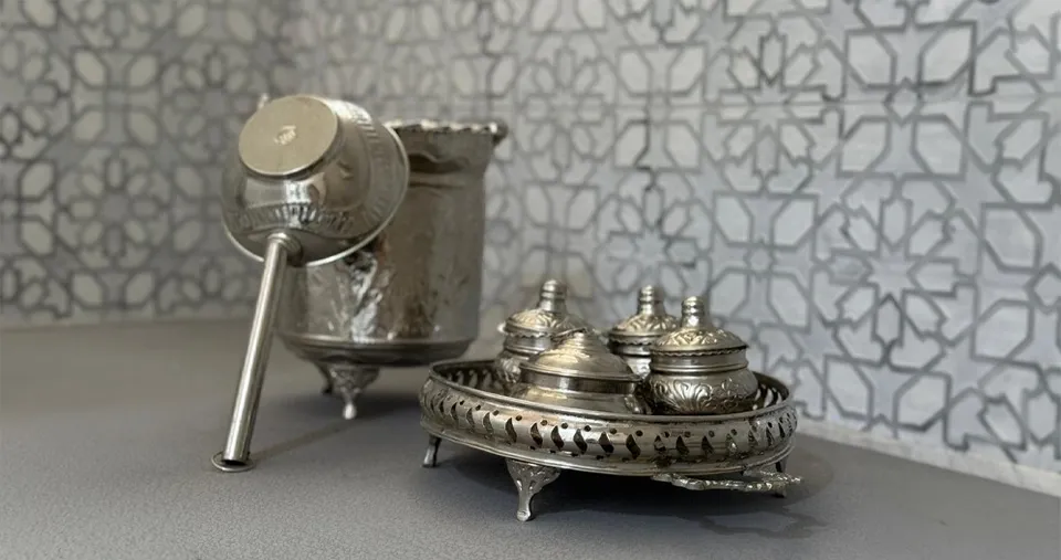  حمام تونسي + بدكير منكير + خلطة طبيعة + سشوار أو ويفي