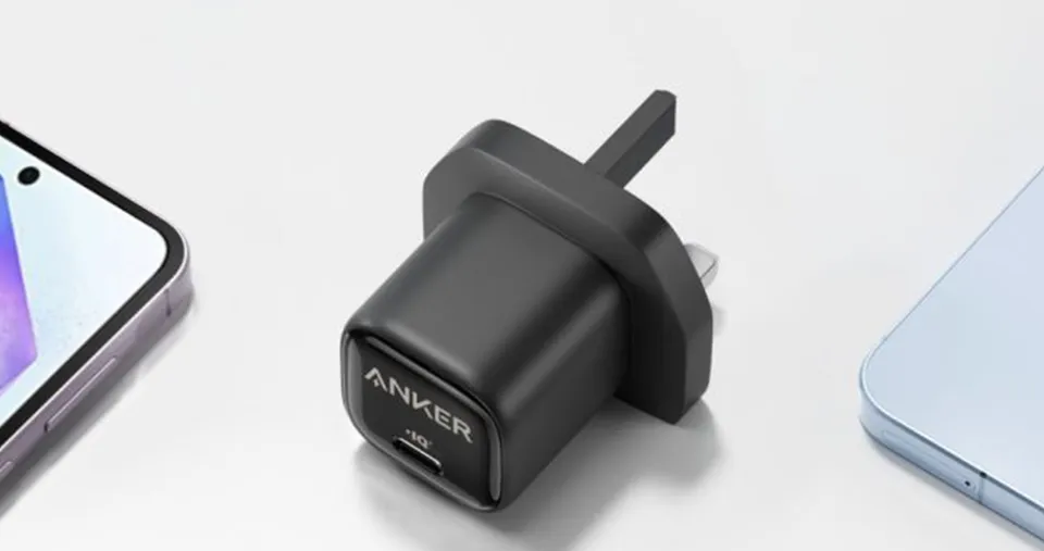 شاحن USB-C بقدرة 25 واط من أنكر - أسود